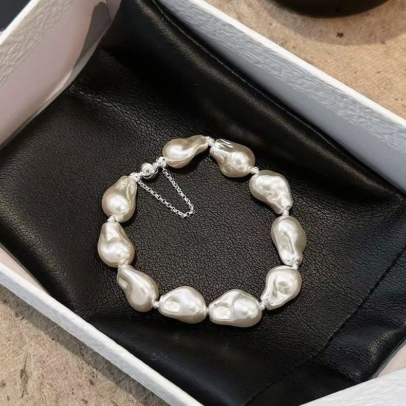 Baroque Pearl Bracelet, Magnetic Clasp, Luxurious Look