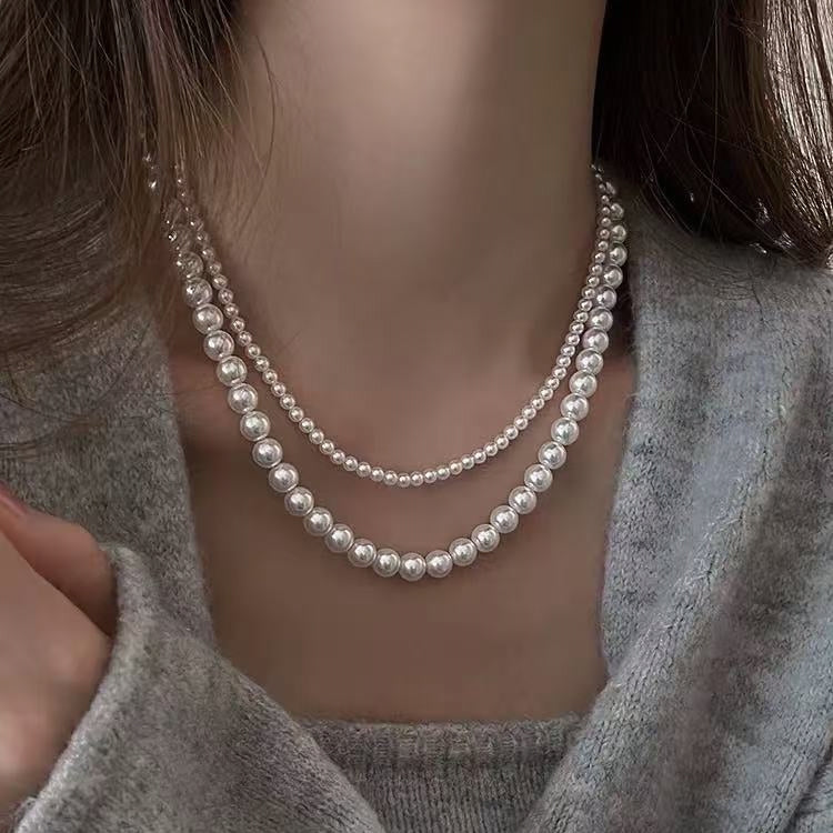 Layered pearl necklace – the perfect accessory for evening gowns at banquets, parties and formal dinners.