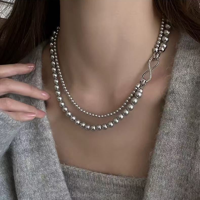 Layered pearl necklace – the perfect accessory for evening gowns at banquets, parties and formal dinners.