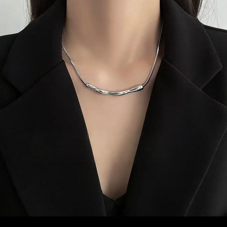 Plated Real White Gold Irregular Crinkle Necklace | Minimal Quiet Luxury Jewelry
