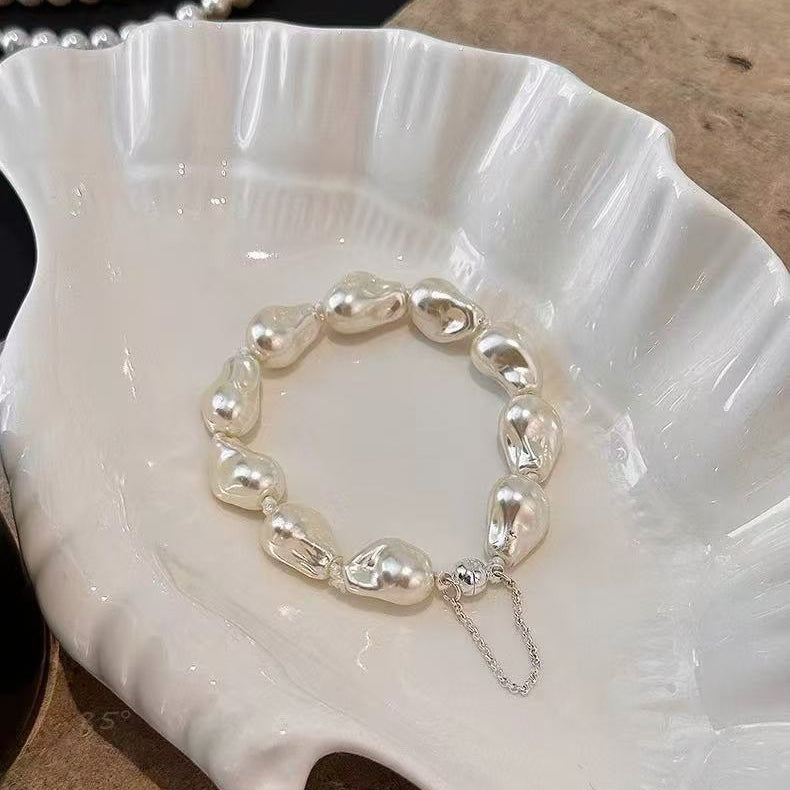 Baroque Pearl Bracelet, Magnetic Clasp, Luxurious Look