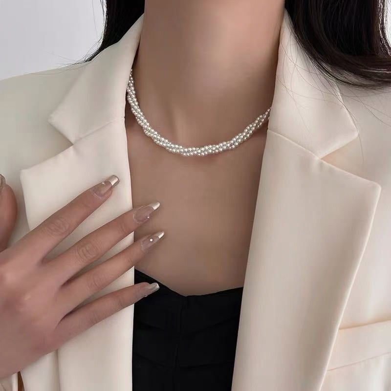 French Vintage Multi-Strand Twisted Pearl Necklace: A Touch of Elegance
