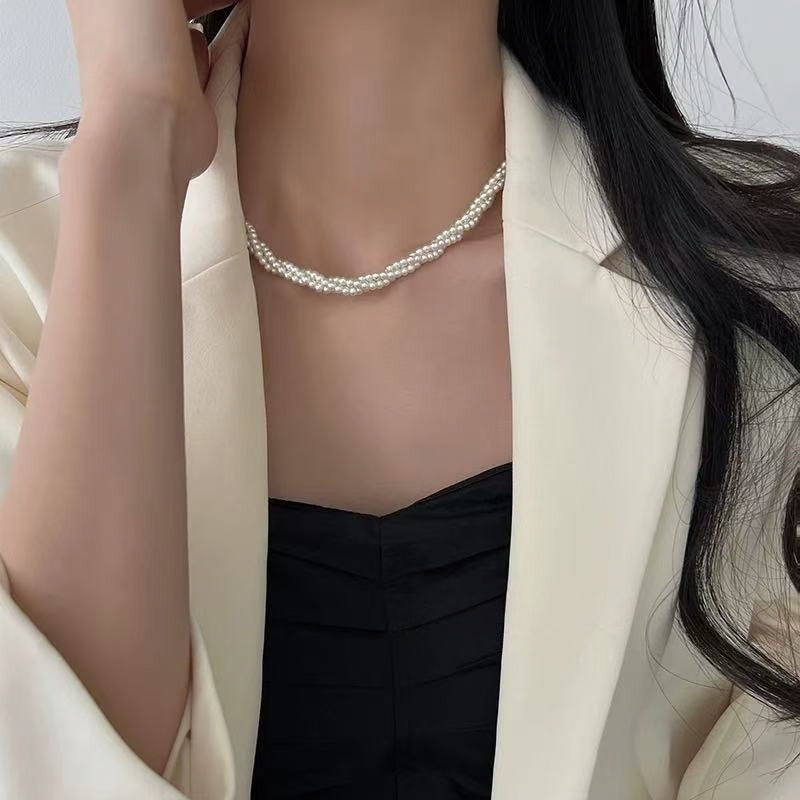 French Vintage Multi-Strand Twisted Pearl Necklace: A Touch of Elegance