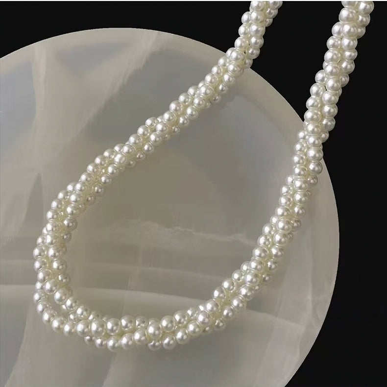French Vintage Multi-Strand Twisted Pearl Necklace: A Touch of Elegance