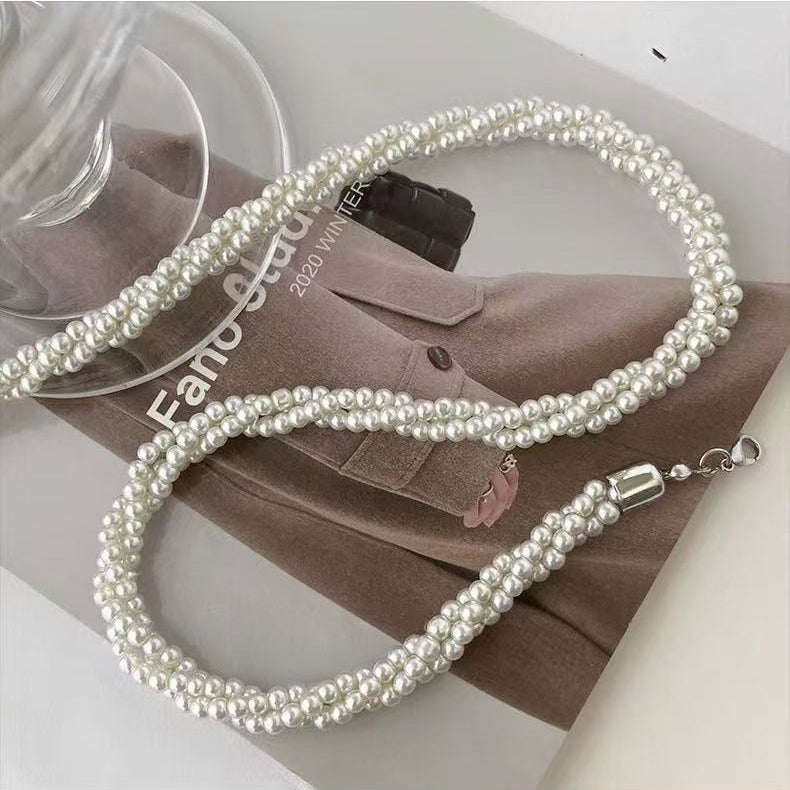 French Vintage Multi-Strand Twisted Pearl Necklace: A Touch of Elegance