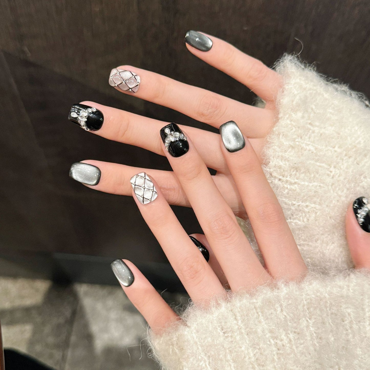 【STARRY BLACK CATEYE LATTICE】Luxury Diamonds Sparkle Princess Nails needlepoint  Handmade Press on Nail Nail Art