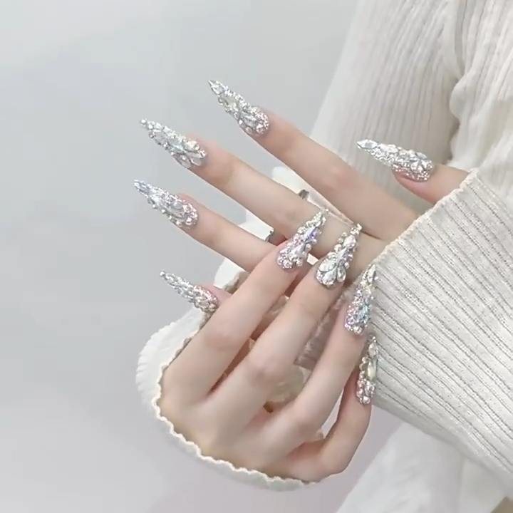 "Shimmer & Strength" Press-On Nails – For the Caregiver‘s Hands