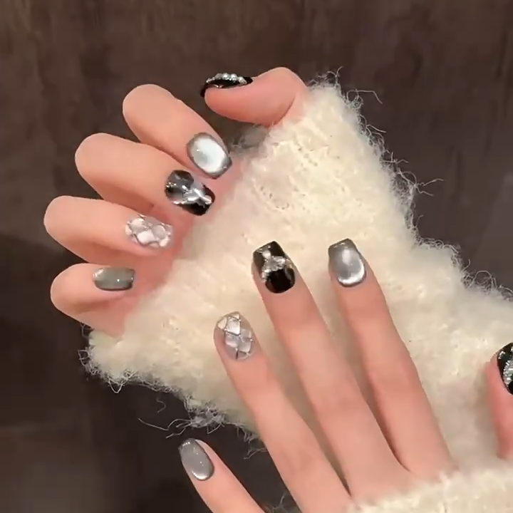 【STARRY BLACK CATEYE LATTICE】Luxury Diamonds Sparkle Princess Nails needlepoint  Handmade Press on Nail Nail Art
