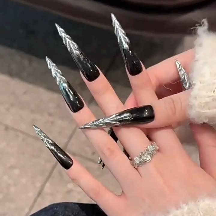 【Dark Silver Tree Gothic】Luxury Diamonds Sparkle Princess Nails needlepoint  Handmade Press on Nails Nail Art