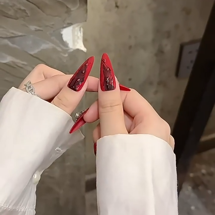 【Ghost Face Red Cat-Eye】Luxury Diamonds Sparkle Princess Nails needlepoint  Handmade Press on Nails Nail Art
