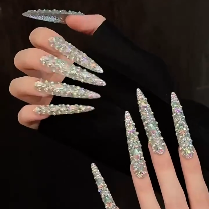 【DIAMOND BOMB】Luxury Diamonds Sparkle Princess Nails needlepoint  Handmade Press on Nails Nail Art